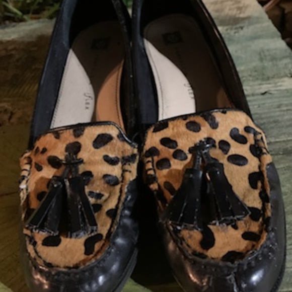 Anne Klein Leopard and Leather Loafers - HOT! - Picture 2 of 3